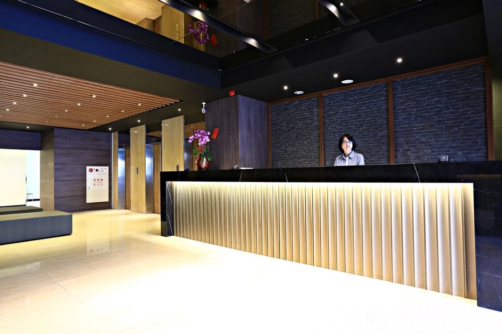 Chance Hotel Taichung Exterior photo